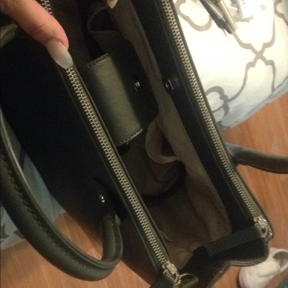 Purse - Picture 4 of 5